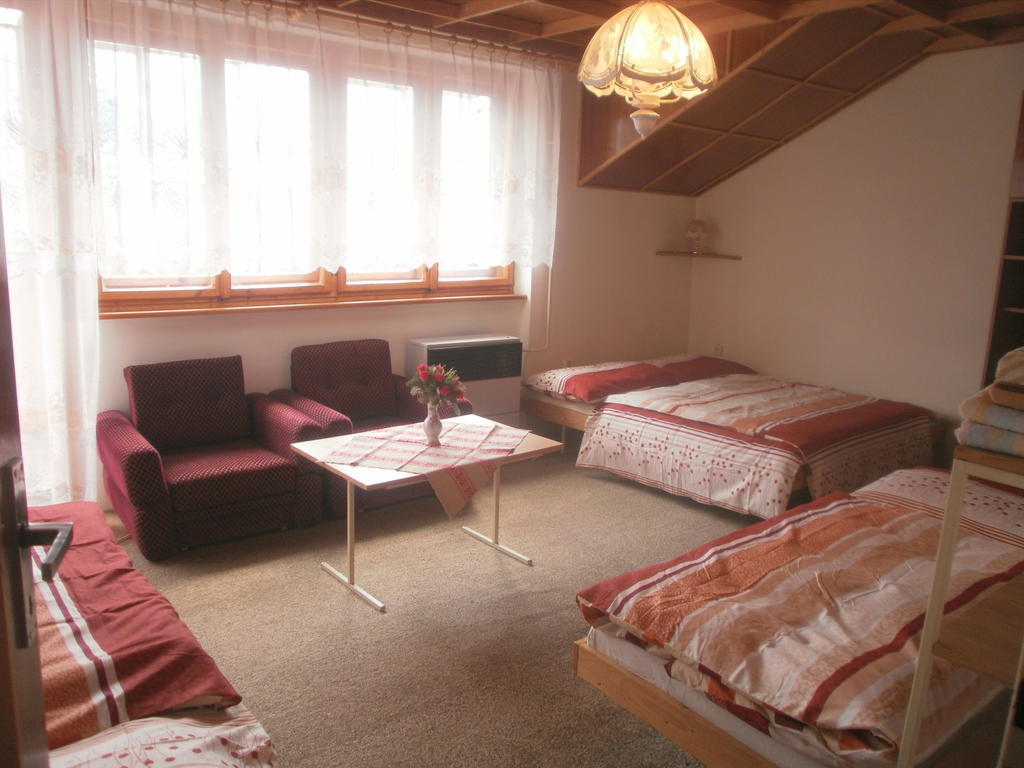 Apartamento Vysoké Tatry - Svit Habitación foto